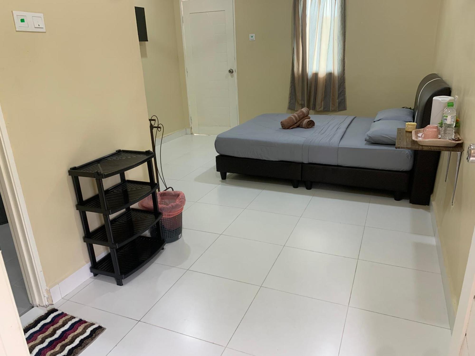 Maze Roomstay Langkawi Pantai Cenang  Exterior photo