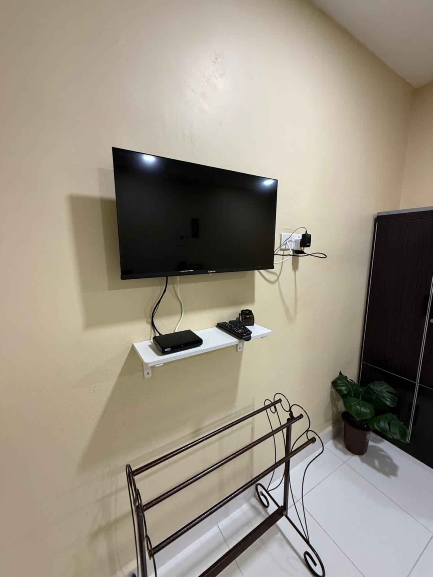 Maze Roomstay Langkawi Pantai Cenang  Exterior photo